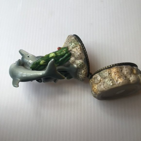 🍐🍄 Vintage Porcelain Dolphin Trinket Box 🍇🐷 - Picture 5 of 7